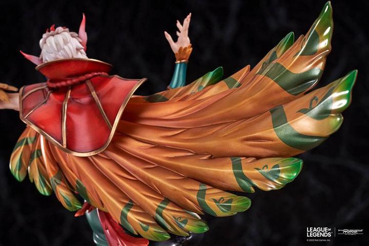 Actual product image Hobbymax League of Legends statuette PVC 1/7 Rakan 32 cm