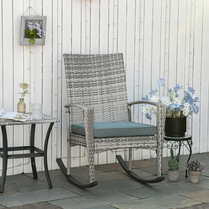 Produktbild Outsunny Polyrattan Schaukelstuhl mit Kissen