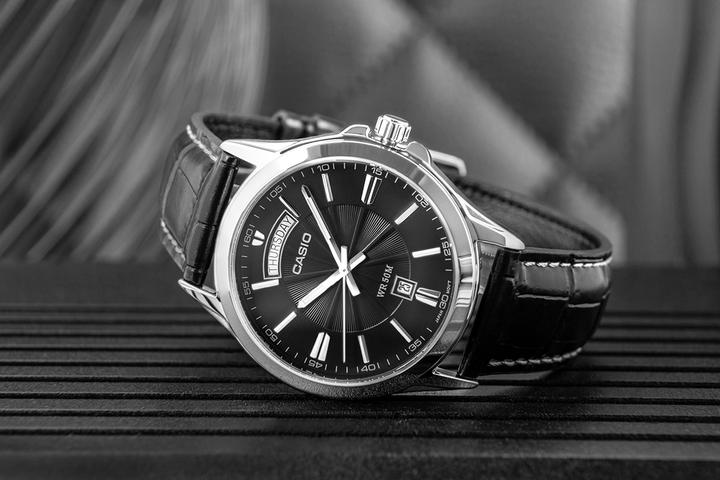Immagine prodotto Casio MTP-1381L-1A (Orologio da polso analogico, 46.60 mm)
