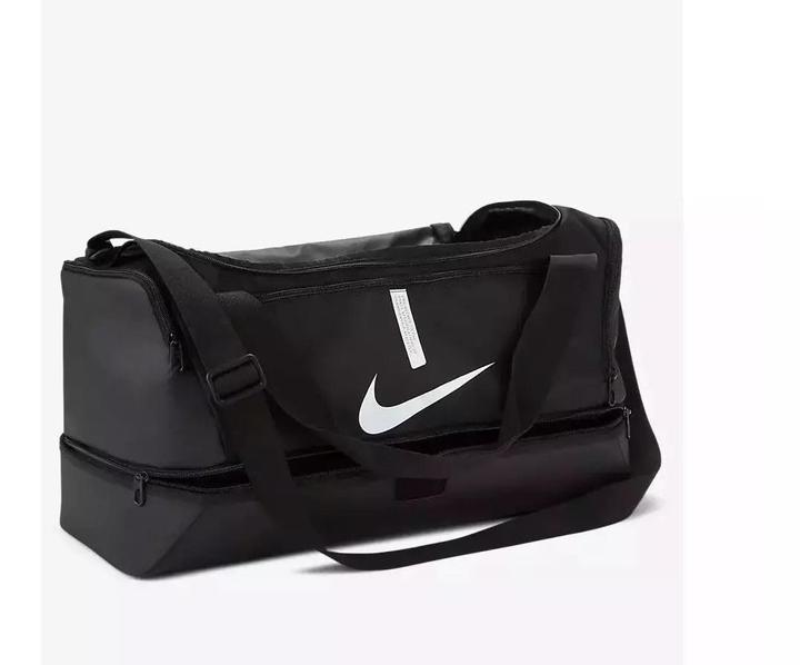 Immagine prodotto Nike Squadra dell'Accademia (37 l)