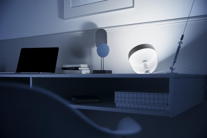 Image du produit Philips Hue Iris (570 lm)