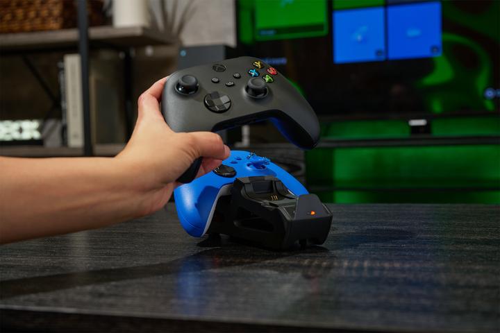 Produktbild PowerA Duo Charging Station (Xbox One X, Xbox Series S, Xbox One S, Xbox Series X)