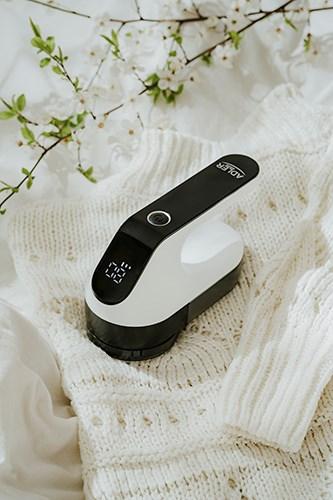 Immagine prodotto Adler | Rimuovi pelucchi LCD | AD 9618 | Bianco/Nero | Batteria ricaricabile