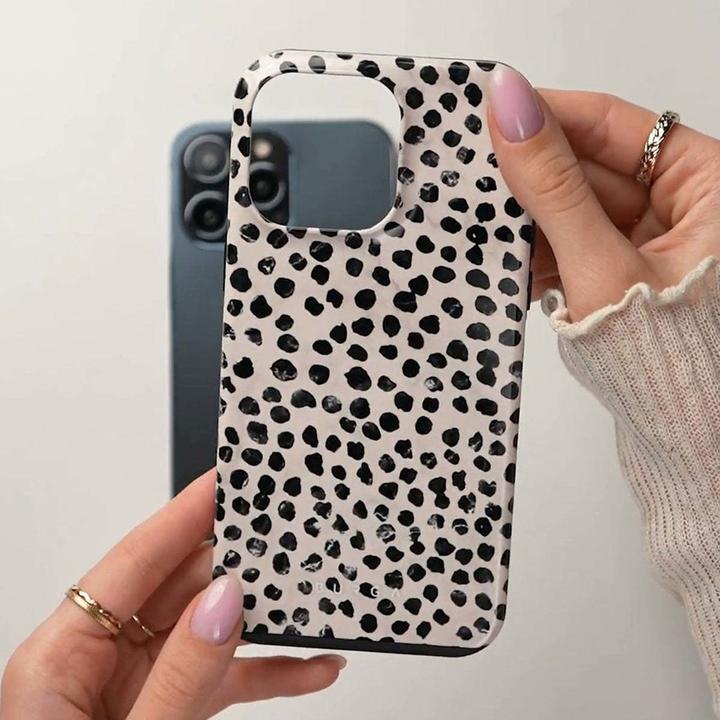 Actual product image Burga Almond Latte (Apple iPhone 16 Pro)