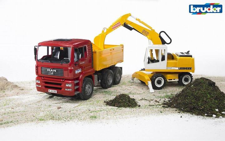 Image du produit Bruder Camion à benne basculante avec pelleteuse