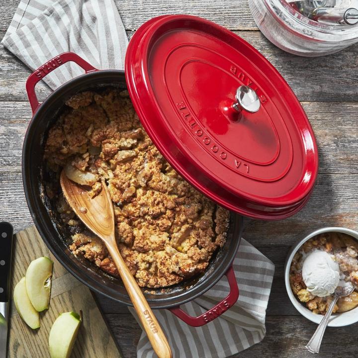 Actual product image Staub Cocotte (31 cm, Casserole + Stewpot, Cast iron)