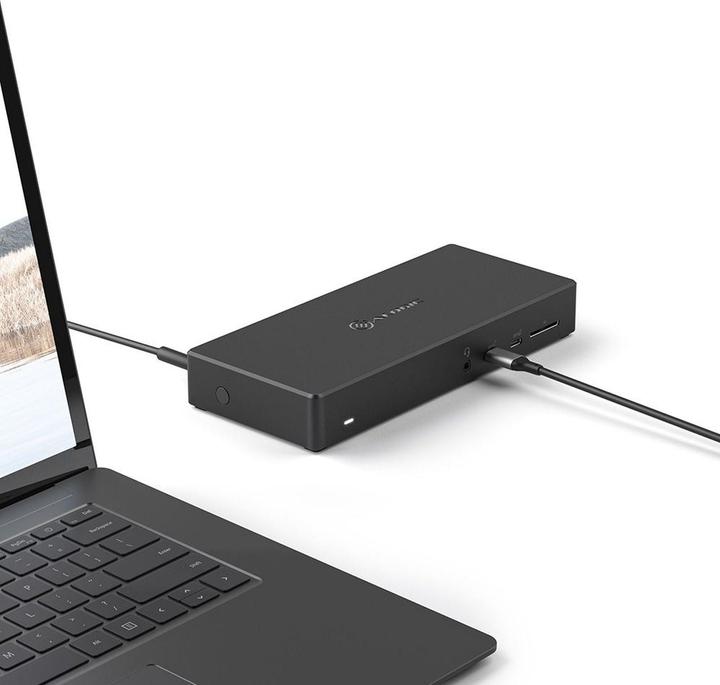 Actual product image Alogic Docking Station USB-C Triple Display (USB-C, USB-A, 3 Ports)