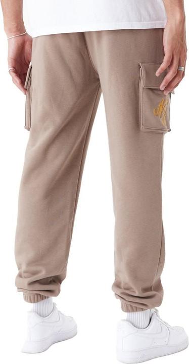 Image du produit New Era Jogger CARGO Sweatpants - ash brown (L)