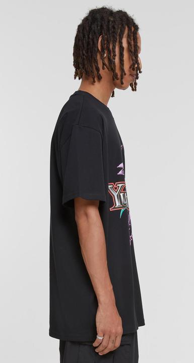 Produktbild Urban Classics Yu-Ghi-Oh Dark Magician Heavy Oversize Tee - 91515 (M)