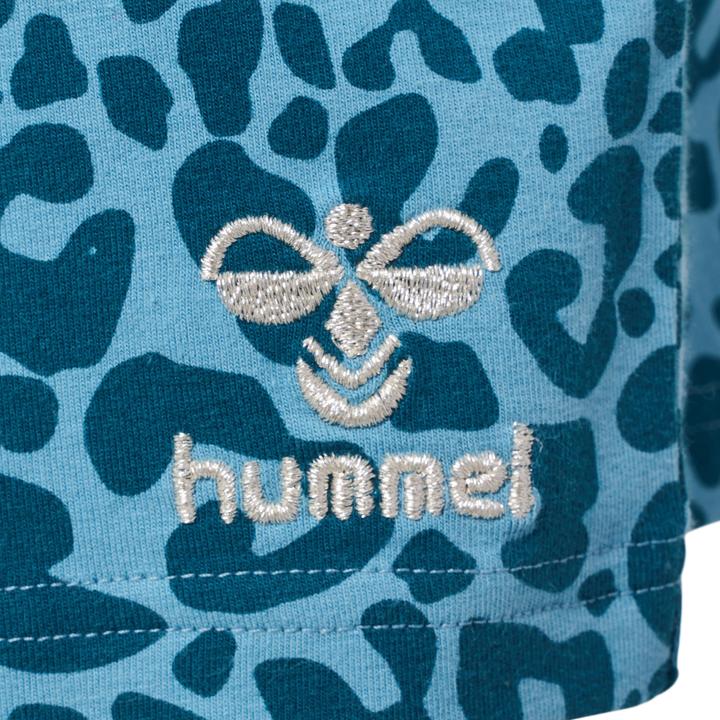 Actual product image hummel Hmlflowy Aop Shorts (134)