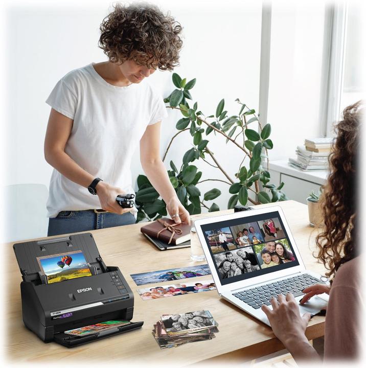 Produktbild Epson FF-680W FastFoto (WLAN, USB)
