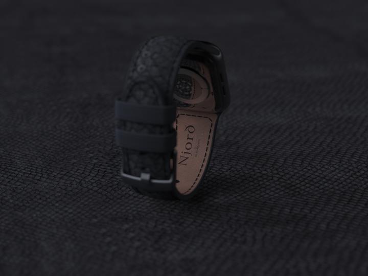 Image du produit Njord Bracelet en cuir de saumon Vindur Watch Strap for Apple Watch 44/45mm (45 mm, Cuir végétalien, Fermeture en acier inoxydable, Cuir de saumon)