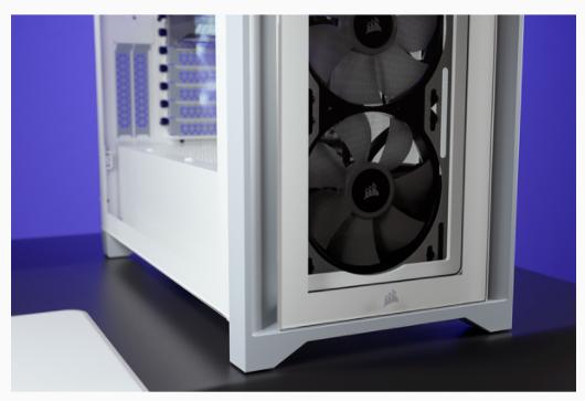 Produktbild Corsair iCUE 4000X RGB Mid-Tower White-Gehäuse aus gehärtetem Glas (mATX, Mini-ITX, ATX, E-ATX)