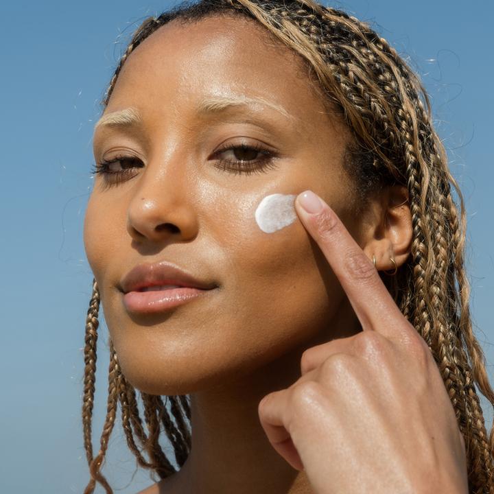 Actual product image Coola Suncare Classic Lotion Fragrance Free (Sun cream face, SPF 50, 50 ml, 50 g)