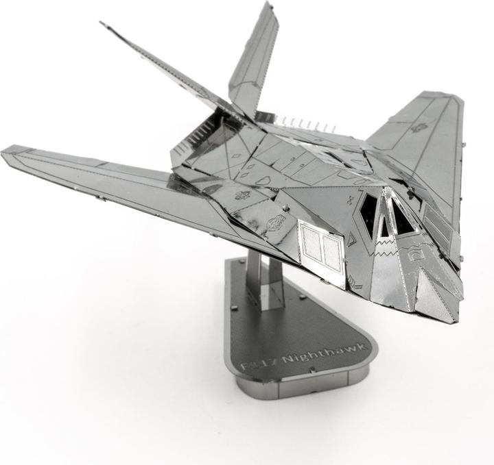 Produktbild Metal Earth F-117 Nighthawk
