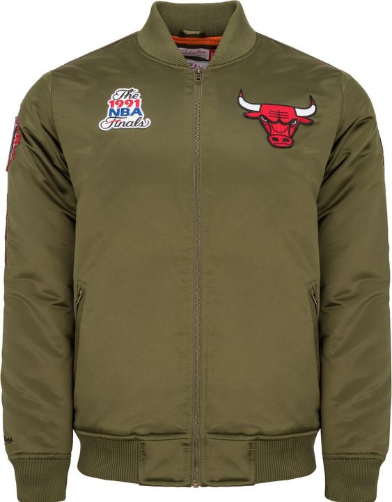 Produktbild Mitchell & Ness M&N Satin Bomber Jacke - PATCHES Chicago Bulls oliv - XXL (XXL)