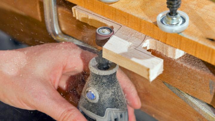 Produktbild Dremel Schleifband 13 mm, Körnung 60, mit Schleifdorn (60)