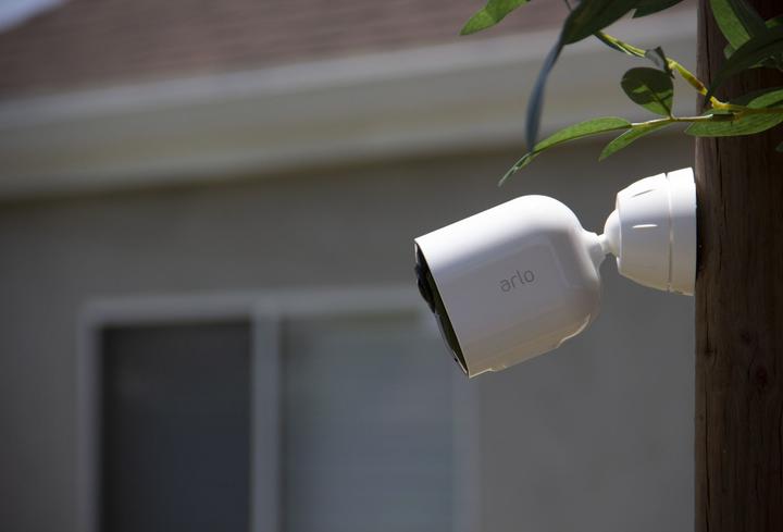 Produktbild Arlo Ultra 2 Spotlight Kamera (3840 x 2160 Pixels)