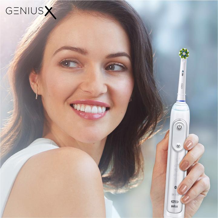 Actual product image Oral-B Genius X Electric Toothbrush White + Traveal case (Oscillating toothbrush)