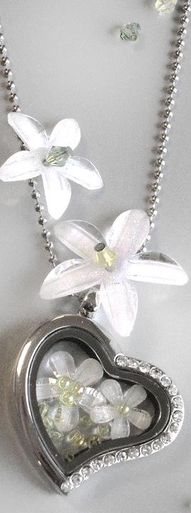 Image du produit Hobby & Crafting Fun Pendentif médaillon "coeur avec strass", Ø ca. 2,8cm, métal / verre (Métal)