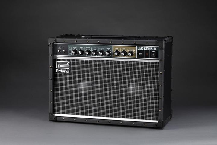 Immagine prodotto Roland JC-40 Jazz Chorus 40W 2x10 amplificatore combo per chitarra (Chitarra, 40 W)