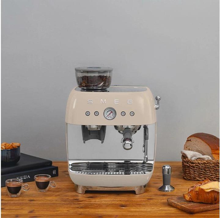 Actual product image Smeg EGF03CREU (EU plug)