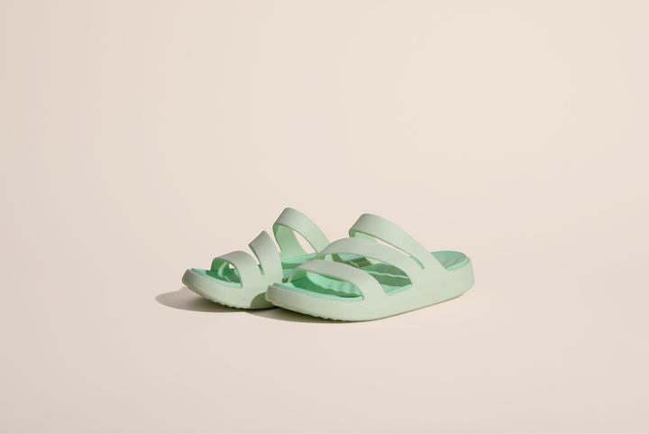 Actual product image Crocs W's Getaway Strappy (38, 39)