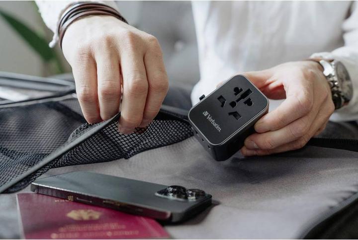 Produktbild Verbatim Universal Travel Adapter