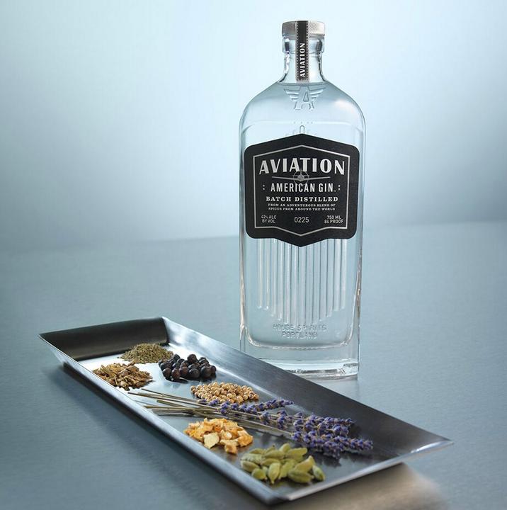 Immagine prodotto House Spirits Distillery Aviazione (1 x 70 cl)