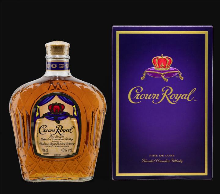 Immagine prodotto Crown Royal Premium (Whisky Canadese, 1 x 75 cl)