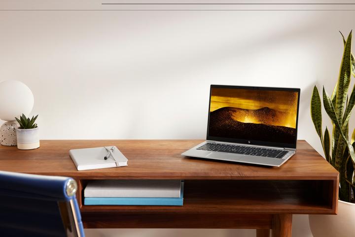 Image du produit HP EliteBook 840 Aero G8 - i5 1135G7 - 8GB RAM - 256GB SSD - 14inch - Win 10 Pro (14", Intel Core i5-1135G7, 8 Go, 256 Go, ING. Int.)