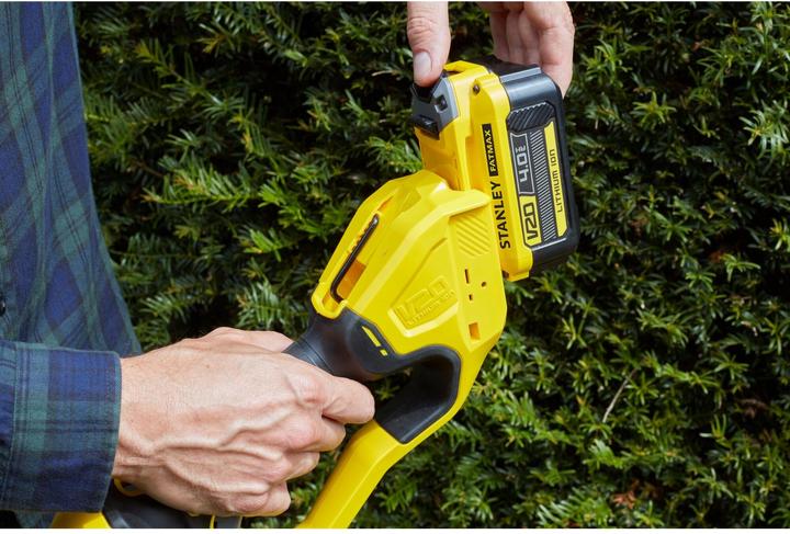 Actual product image Stanley SFMCPH845M1 (Cordless hedgecutters)