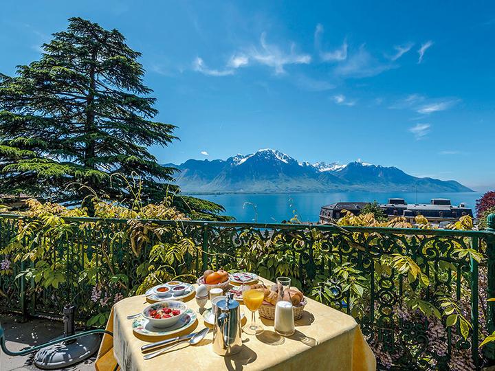 Immagine prodotto Smartbox Soggiorno romantico di una notte sul lago Léman (2 pers.)