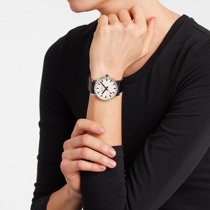 Actual product image Mondaine evo (Swiss made)