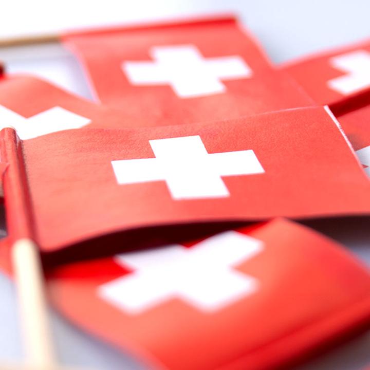 Image du produit miniSchoggi Drapeaux suisses, 10 pièces