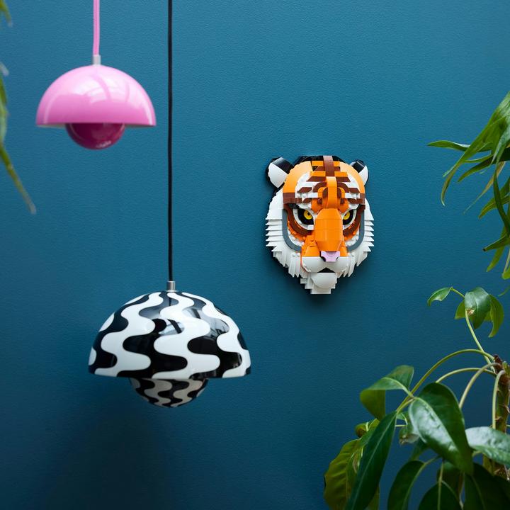Actual product image LEGO Fauna Collection - Tiger (31217, LEGO Art)