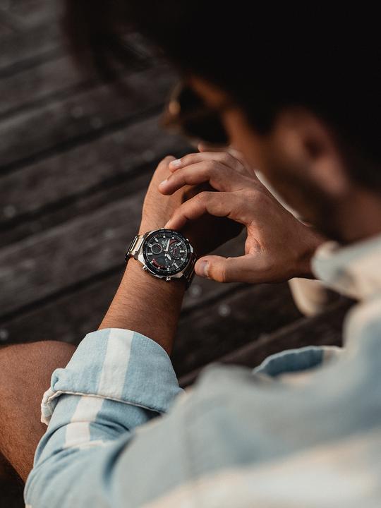 Produktbild Casio Edifice ECB-900DB-1AER (Digitaluhr, Analoguhr, Chronograph, 46 mm)