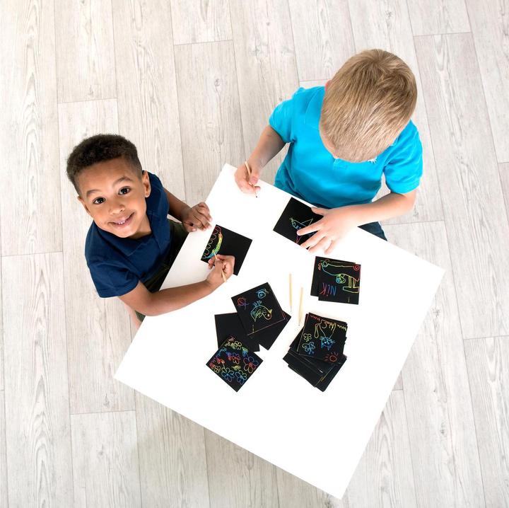 Produktbild Beleduc Creating Arts (200 Blätter & 24 Stifte)