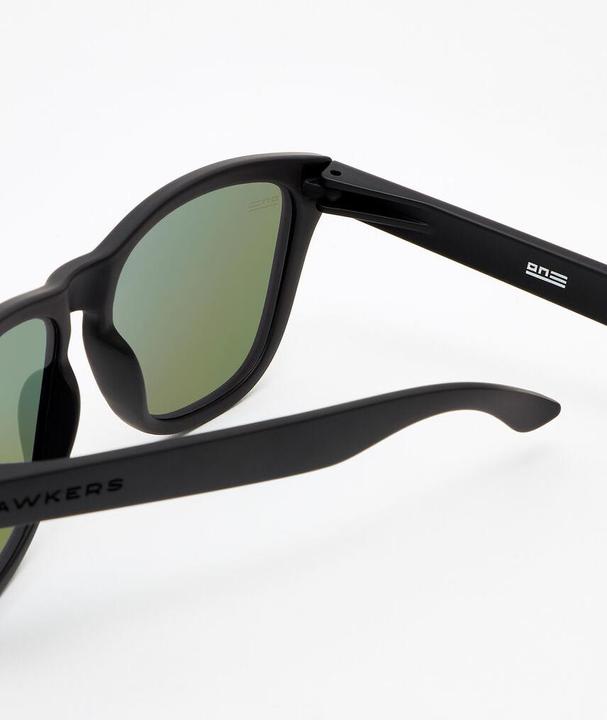 Actual product image Hawkers ONE TR90 #carbon black emerald