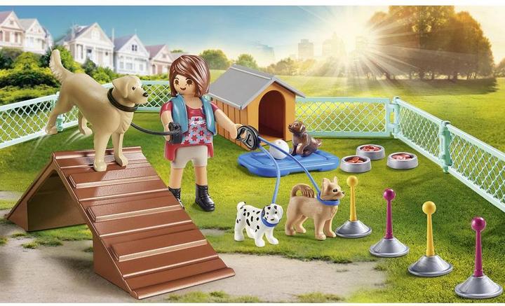 Produktbild Playmobil Geschenkset 'Hundetrainerin' (70676, Playmobil City Life)