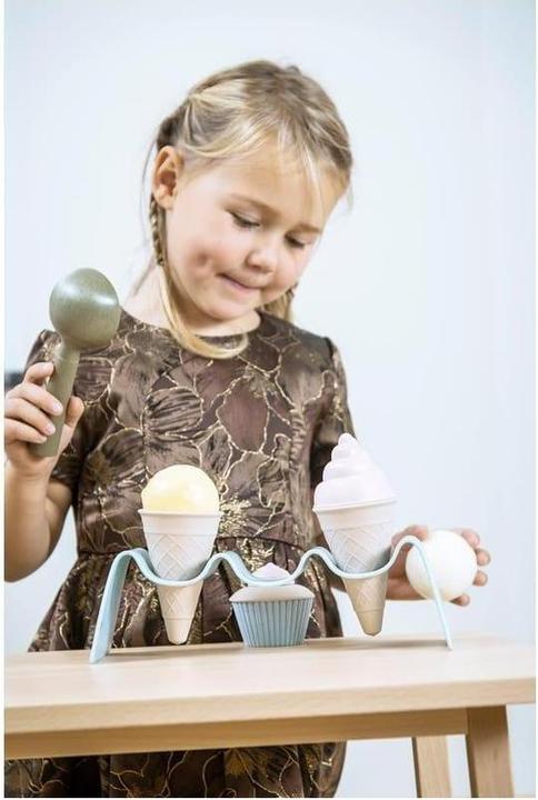 Immagine prodotto dantoy 6974 - SET GELATO BIOLOGICO PER CUPCAKE 54 PEZZI KRT.