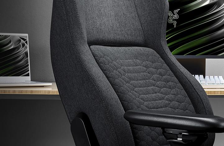 Actual product image Razer Iskur XL