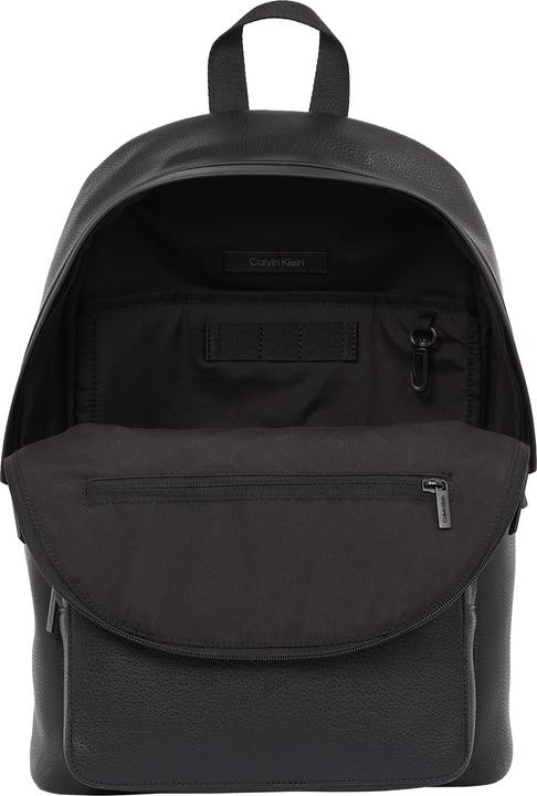 Image du produit Calvin Klein Ck Must Round Bp (51% POLYESTER RECYCLÉ, 49% POLYURÉTHANE)