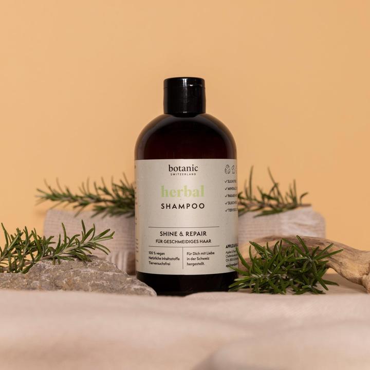 Produktbild Botanic Switzerland herbal | Shampoo für geschmeidiges Haar (500 ml, Flüssiges Shampoo)