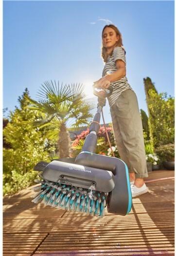 Actual product image Gardena Cordless multi cleaner Aqua Brush Patio 03/18V P4A solo (Rechargeable battery operated)