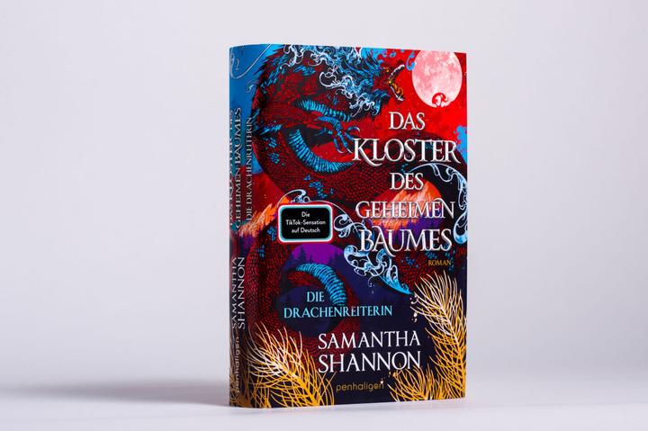Produktbild Das Kloster des geheimen Baumes - Die Drachenreiterin (Deutsch, Samantha Shannon, 2023)