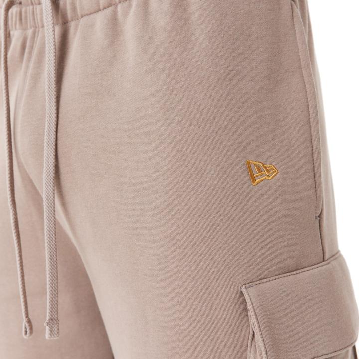 Image du produit New Era Jogger CARGO Sweatpants - ash brown (L)