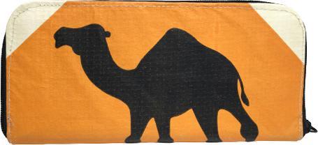 Produktbild Bekos Upcycling - Reissverschluss Geldbörse aus recycelten Zementsäcke Camel