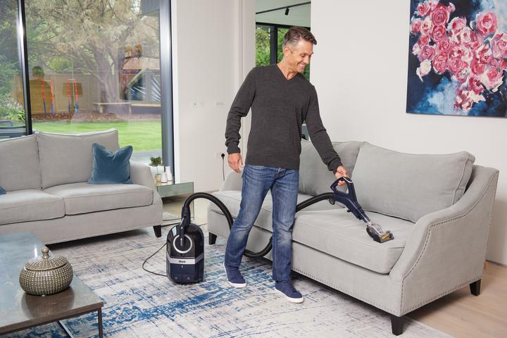 Actual product image Shark CZ250EUT Bagless Floor Vacuum Cleaner, Pet + AntiHair