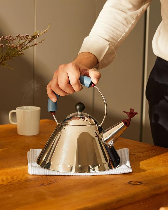 Actual product image Alessi Wasserkessel hellblau (1 l)
